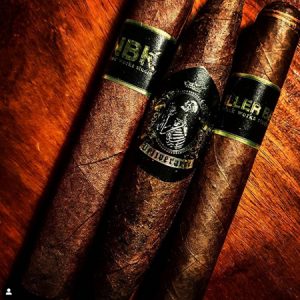 BLK-INSTA-10