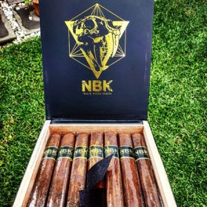 BLK-INSTA-11