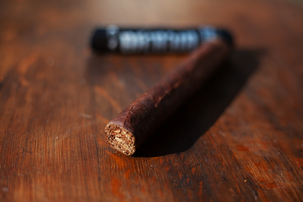 CAO Arcana Thunder Smoke dry aroma