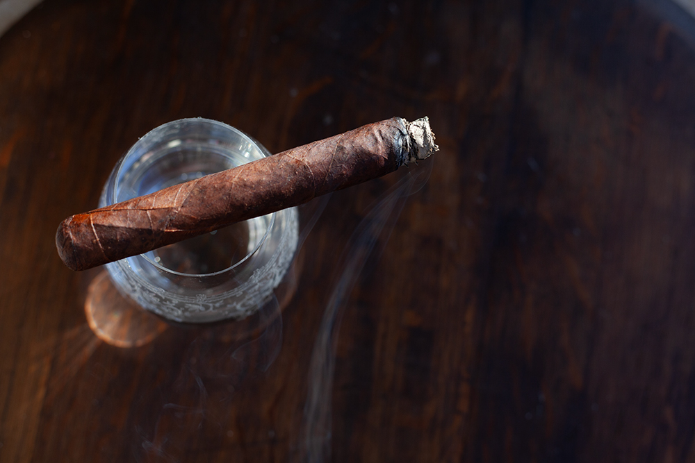 CAO Arcana Thunder Smoke