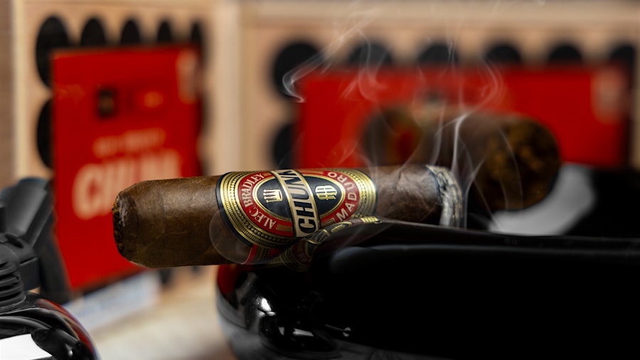 ALEC BRADLEY - CHUNK MADURO 4 X 60 - Image 3