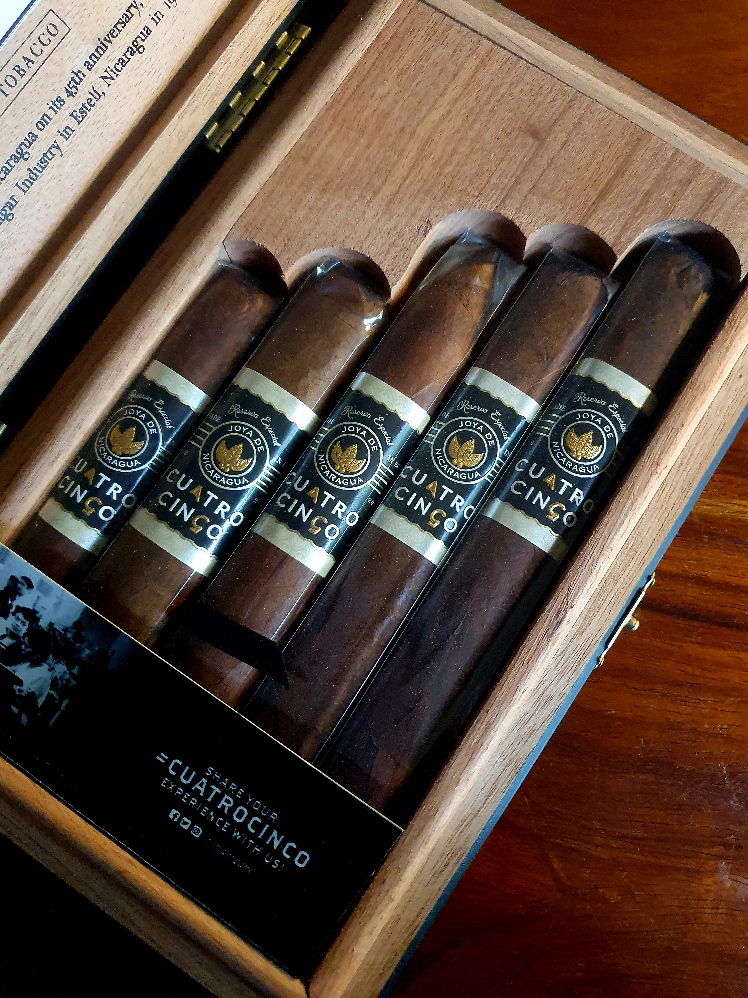 JOYA - CUATRO CINCO RESERVA ESPECIAL SAMPLER