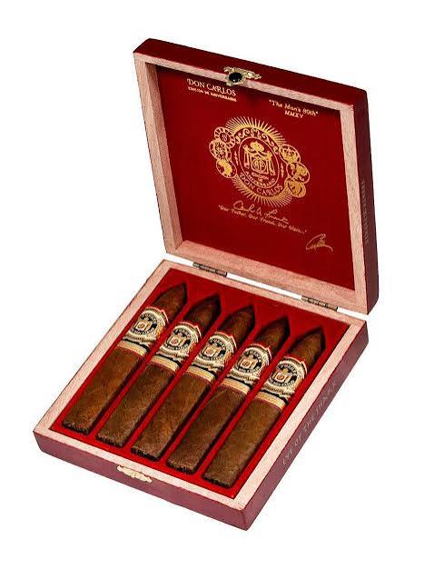 ARTURO FUENTE - DON CARLOS EYE OF THE SHARK GIFT BOX