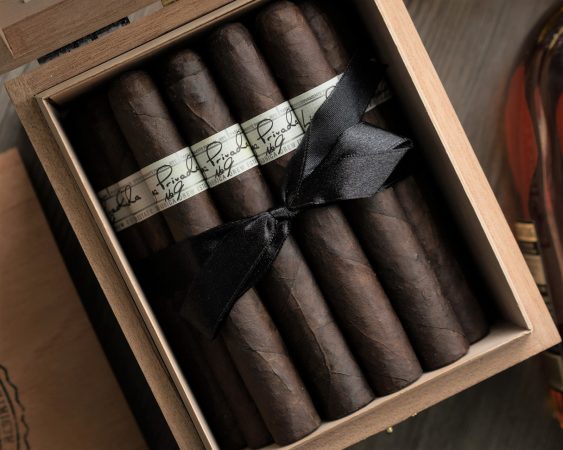 Drew-Estate-Liga-Privada-No-9-Toro-Review-2